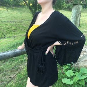 Lovestitch Size L Black Short Romper Bell Sleeve
